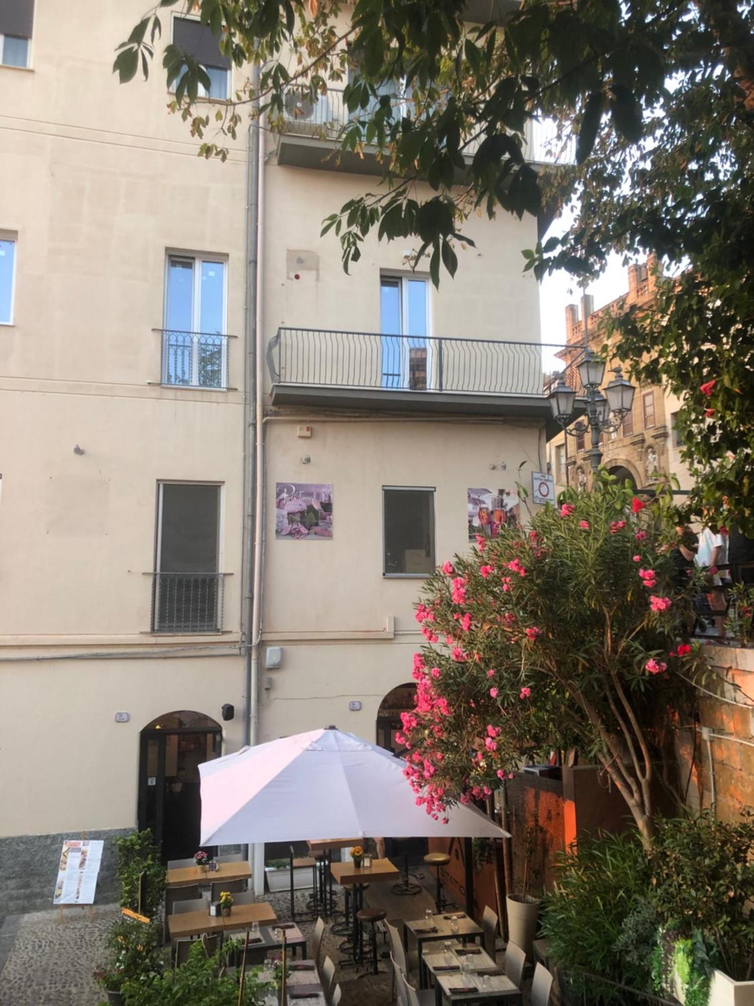 Villa Di Giorgi Apartments Center Cefalú Exterior foto